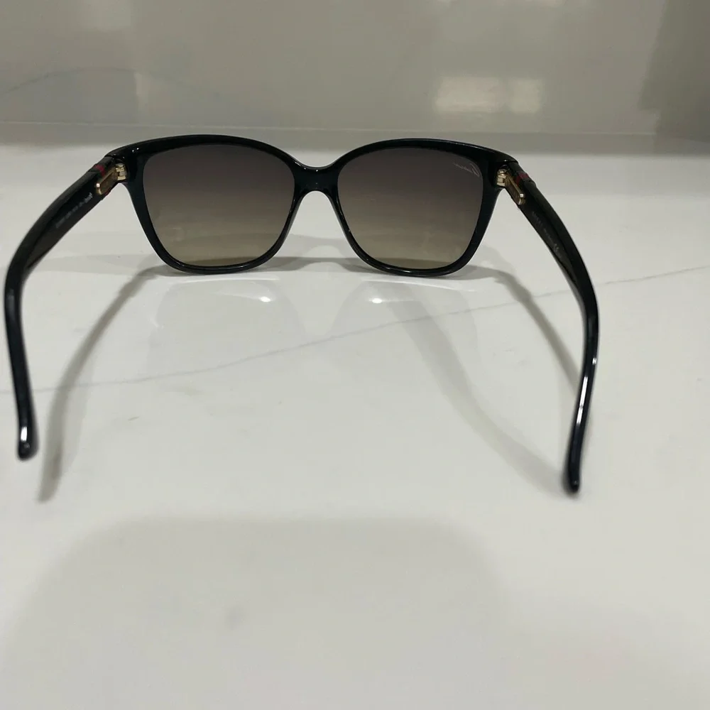 Gucci Black Frame Sunglasses with Brown Gradient Lenses(GG 3645/S)
